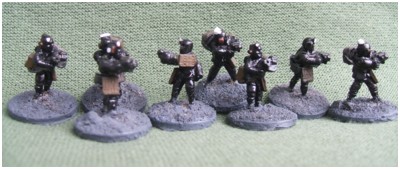 Company Marines from Peter Pig. This range has been sold to Moonfleet Miniatures.